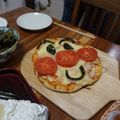yukimi1225's cooksnap of when they made 誕生日やパーティに☆アンパンマンピザ.