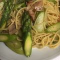 kazasachi's cooksnap of when they made アスパラとベーコンのスパゲティー.