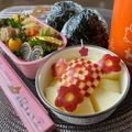 ゆみクローバー's cooksnap of when they made 簡単 キャラ弁 りんご 飾り切り⑨.