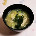 SUNMOONMOM's cooksnap of when they made 朝食に！白菜とエノキタケのみそ汁.