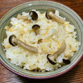 ☆さぶ☆☆'s cooksnap of when they made 干し海老ときのこの料亭風な炊き込みご飯.