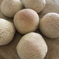 Yokchina's cooksnap of when they made 【覚書】セモリナ粉だけ！炊飯器パン.