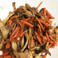 ☆モナカ♪'s cooksnap of when they made 《簡単♪小鉢》舞茸と人参のきんぴら.