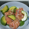 さーパパ's cooksnap of when they made アボカドと鮭のワサビサラダ.