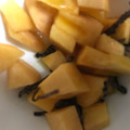 ma___111's cooksnap of when they made 秋の定番！柿の塩昆布和え.