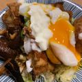 hakobetet's cooksnap of when they made 焼き鳥風キャベツたっぷり温玉ベジ丼.