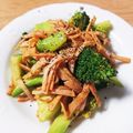 amjkao's cooksnap of when they made ブロッコリーとハムのバター炒め.