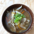 クックパッドごはん部's cooksnap of when they made 舞茸と大根と人参のお味噌汁〜重ね煮で〜.