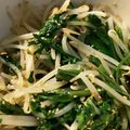 リープリヒ's cooksnap of when they made 春菊ともやしのナムル.
