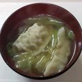 美味しい嬉しい's cooksnap of when they made チルド餃子、白菜、キノコの簡単スープ餃子.