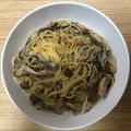 かおり♡♡♡'s cooksnap of when they made 時短&簡単♪舞茸としめじのペペロンチーノ.
