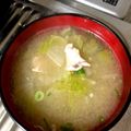 うめもり♪'s cooksnap of when they made 白菜と豚肉の味噌汁.
