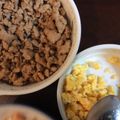 フランクフルトJr's cooksnap of when they made フライパン一つで二色丼♪.