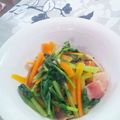 まなpooh's cooksnap of when they made 小松菜ベーコン炒めのピリ辛ソースがけ.