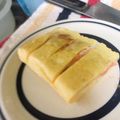 はるにゃ❀'s cooksnap of when they made 明太チーズの卵焼き.