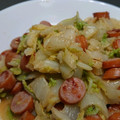 sakiabc's cooksnap of when they made 白菜とほうれん草とウインナーの和え物.