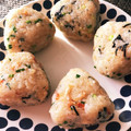 ぴぃー子's cooksnap of when they made 簡単×冷凍保存♪桜海老のおにぎり.