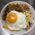 かずぅマム's cooksnap of when they made ひき肉そぼろご飯温玉乗せ.