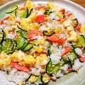 ⭐とっくん⭐'s cooksnap of when they made 塩鮭ときゅうりと炒り卵のサッパリ混ぜご飯.
