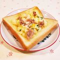 Richland☆Y's cooksnap of when they made ツナマヨネーズポテトサラダトッピングパン.