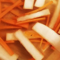 ももpppp's cooksnap of when they made 簡単・常備菜～大根とにんじんの甘酢漬け.