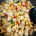 ももんちゃん✩'s cooksnap of when they made 鶏肉とピーマン、カシューナッツの炒め物　.