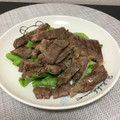 ☆こまっと☆'s cooksnap of when they made 簡単！ミディアムな焼き加減のステーキ丼.