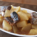 ★りなたん★'s cooksnap of when they made 大根と鯖の味噌煮缶だけ、らくらく煮物.