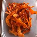 なおみも's cooksnap of when they made 甘い！！柿の皮チップス.