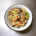 K0A9O0R8U♪'s cooksnap of when they made 焼肉のタレでひじきの炊き込みご飯.
