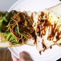 こじま･ジョフロワ's cooksnap of when they made 焼きそばパン食べやすいよ.