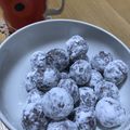 ものちょ's cooksnap of when they made HMで簡単☆ココアスノーボウルクッキー♪.