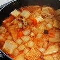 ★☆あかね★☆'s cooksnap of when they made 鶏肉のキムチ煮.
