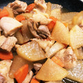 ぶっちー☆☆'s cooksnap of when they made 皮付き大根と鶏の煮物♪簡単.