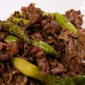 桃桜麦's cooksnap of when they made アスパラと牛肉のオイスター炒め！超簡単♡.