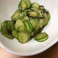 かなちん0807's cooksnap of when they made きゅうりの塩昆布和え.