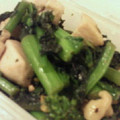 MofeMofee's cooksnap of when they made 鶏肉と菜の花のエスニック風.
