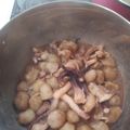 tannrei's cooksnap of when they made イカと里芋の煮物 *☻*.