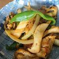 ♡Catherine's cooksnap of when they made しめじとピーマン炒め カレーチーズ風味.
