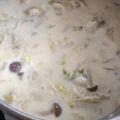 ゆかりりりー's cooksnap of when they made 鶏手羽元と白菜のピリ辛エスニック風スープ.