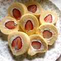 yorimimi's cooksnap of when they made たまご１個で❀ふんわりバニラロールケーキ.