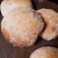 minminto's cooksnap of when they made 自家製レーズン酵母パン.