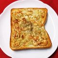 SUNMOONMOM's cooksnap of when they made じゃことアーモンドのトースト.