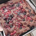 ゆー⋆¨̮⑅'s cooksnap of when they made 簡単＊たっぷりベリーの濃厚チョコケーキ.