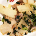shirokumama19's cooksnap of when they made ★ぷりんぷりん豚２★大根と葉の白だし炒め.