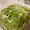 おおくぼゆうか's cooksnap of when they made 白だしで簡単♡セロリと人参の浅漬け.