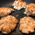 猫は正義's cooksnap of when they made 毎日のお弁当♪しっとり鶏胸肉つくね.