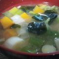 あゆたっくん's cooksnap of when they made かぼちゃとわかめのお味噌汁.