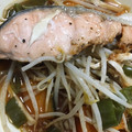 クックM6DK2O☆'s cooksnap of when they made 全てレンジ鮭と大根野菜たっぷり煮付け風.