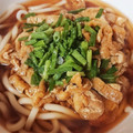 momoha＊'s cooksnap of when they made きつねうどん？煮込みきざみうすあげうどん.